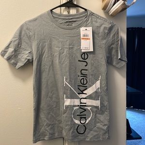 NWT Calvin Klein Boys T-Shirt